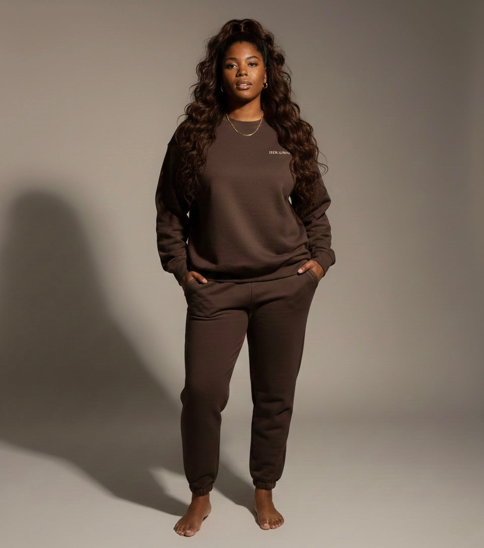 HER ALWYS Classic Crew – Brown